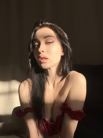 Моника фото 3